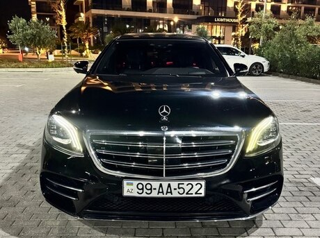 Mercedes  2020