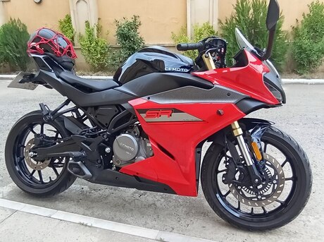 CFMOTO 250 SR 2025