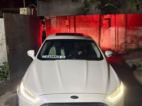 Ford Mondeo 2015
