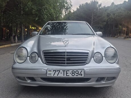 Mercedes E 270 2000