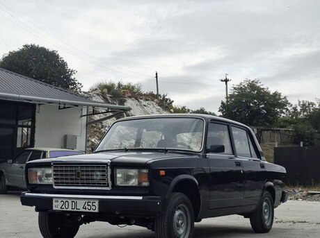 LADA (VAZ) 2107 2010