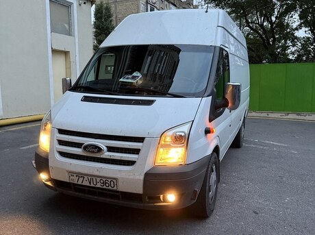 Ford Transit 2010