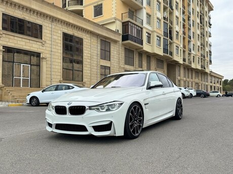 BMW 330 2015