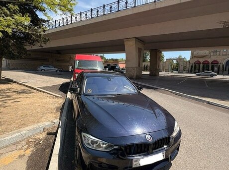BMW 328 2013