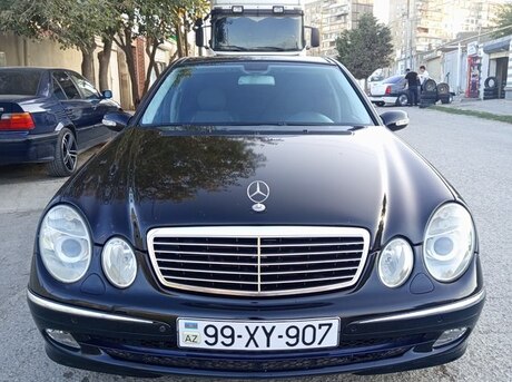 Mercedes E 200 2003