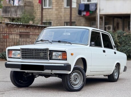 LADA (VAZ) 2107 2010