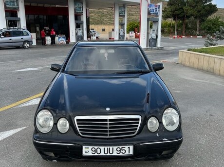 Mercedes E 320 2001