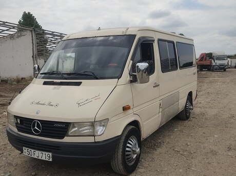 Mercedes Sprinter 208 1996