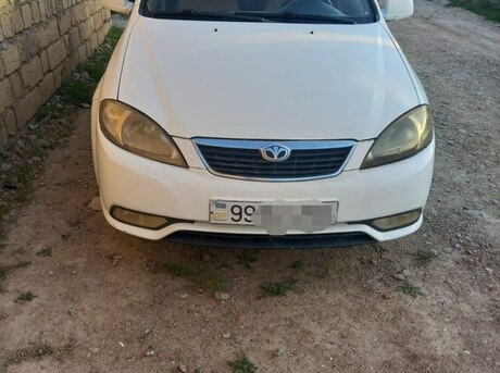 Daewoo Gentra 2014