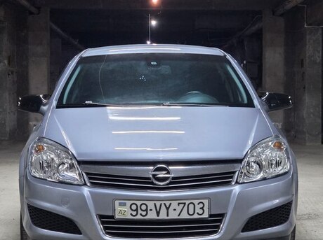 Opel Astra 2008