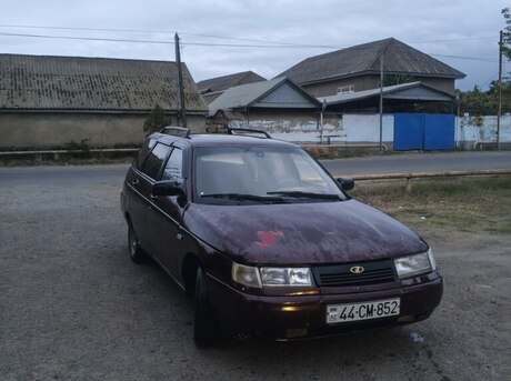 LADA (VAZ) 2111 2000