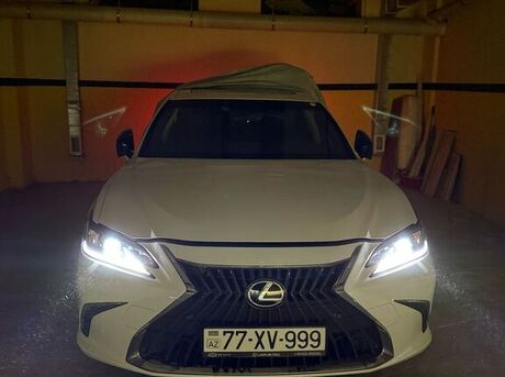 Lexus ES 200 2022