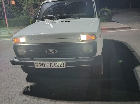 LADA (VAZ) Niva 1998