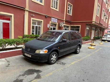 Opel Sintra 1999