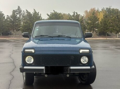LADA (VAZ) Niva 2015