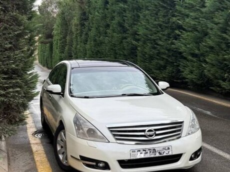 Nissan Teana 2011