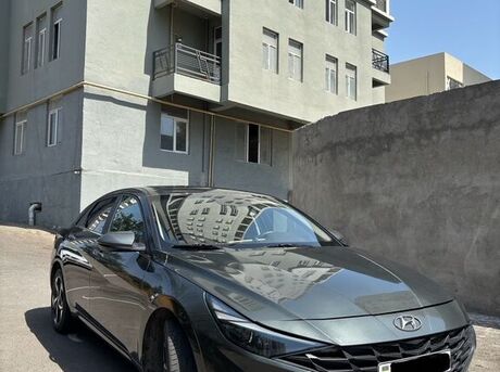 Hyundai Elantra 2021