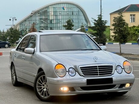 Mercedes E 320 2000