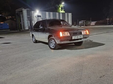 LADA (VAZ) 21099 2000