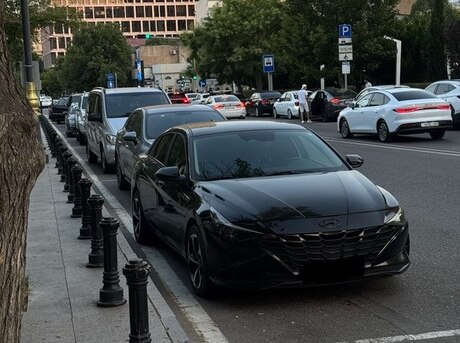 Hyundai Elantra 2022