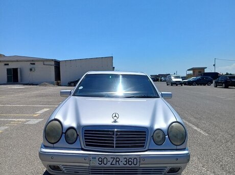 Mercedes E 240 1998