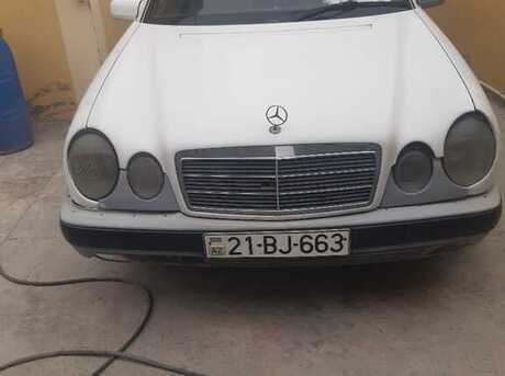 Mercedes E 220 1995