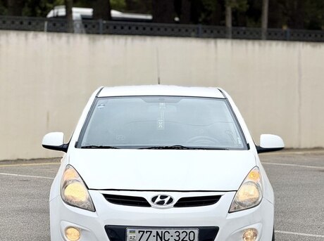Hyundai i20 2011