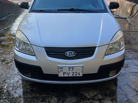 Kia Rio 2005
