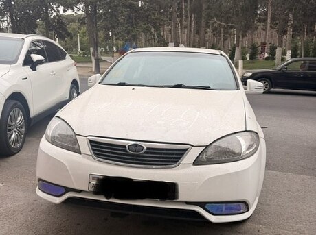 Daewoo Gentra 2014