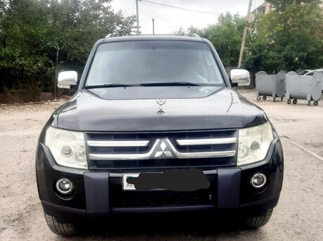 Mitsubishi Pajero 2008