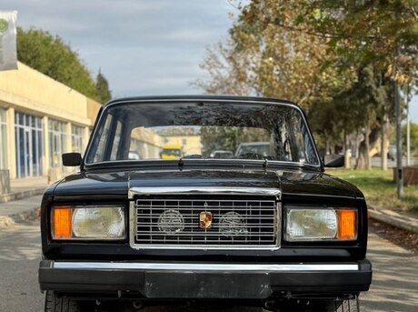 LADA (VAZ) 2107 2010