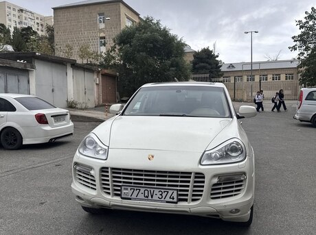 Porsche Cayenne GTS 2009