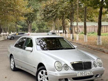 Mercedes E 200 2001