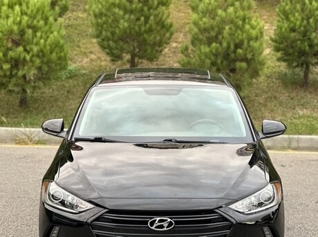 Hyundai Elantra 2017