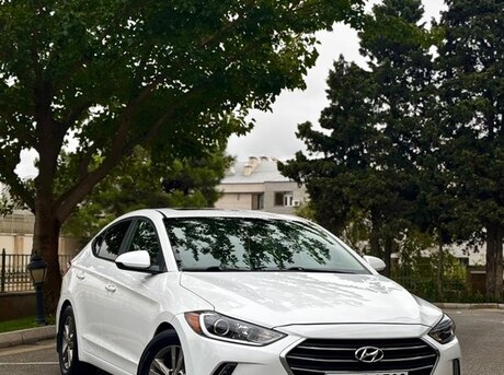 Hyundai Elantra 2018