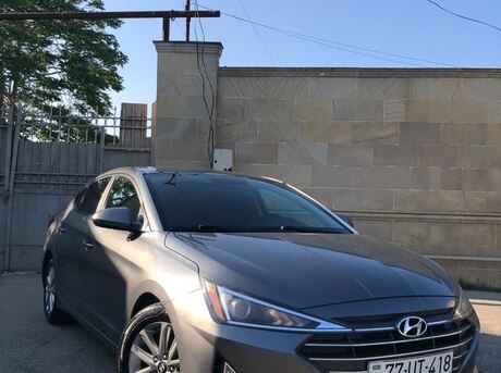 Hyundai Elantra 2018