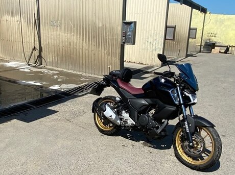 Yamaha FZ-S FI Deluxe 2024