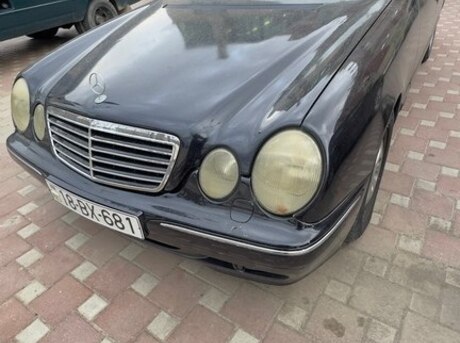 Mercedes E 200 2000