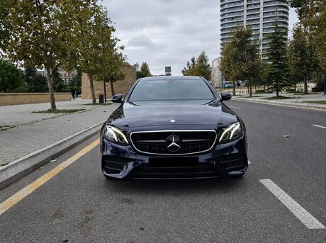 Mercedes E 200 4MATIC 2017