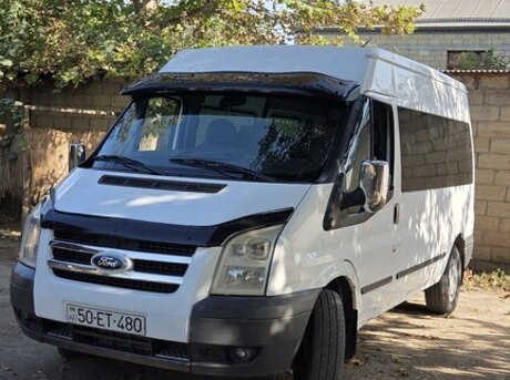Ford Transit 2011