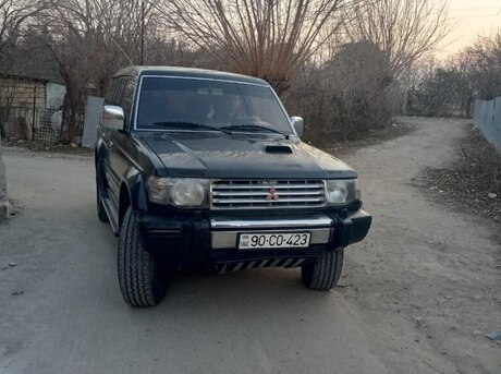 Mitsubishi Pajero 1995