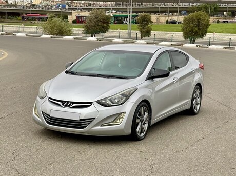 Hyundai Elantra 2011