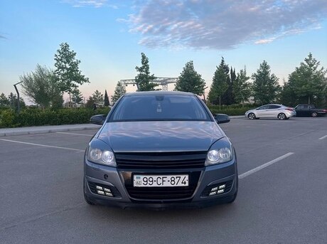 Opel Astra 2004