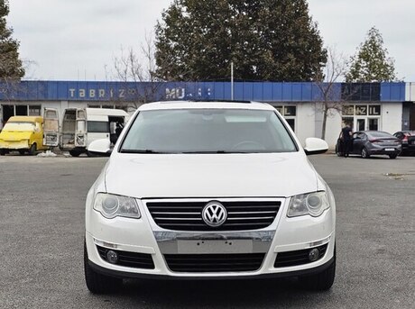 Volkswagen Passat 2010