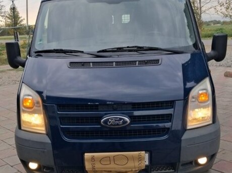 Ford Transit 2011