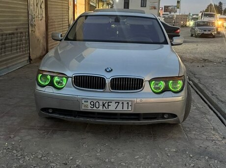 BMW 735 2001