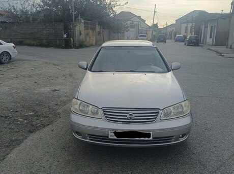 Nissan Sunny 2008