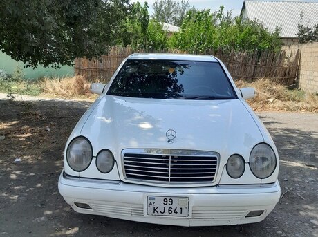 Mercedes E 280 4MATIC 1998