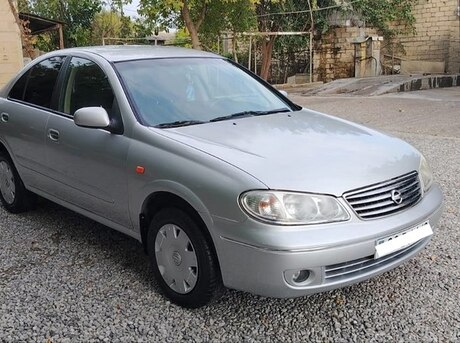 Nissan Sunny 2004