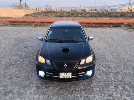 Mitsubishi Airtrek 2002